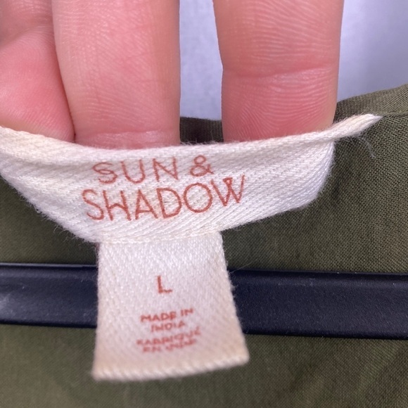 Sun & Shadow Olive Green Button Front Lace Ribbon Accent Blouse - Size Large - Picture 5 of 12